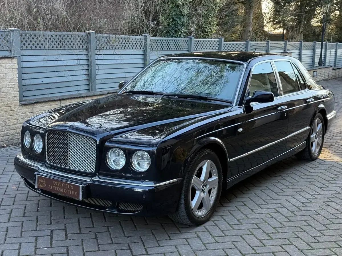 Used Bentley Arnage 405 HP (297 kW) 2004 Blue Sedan