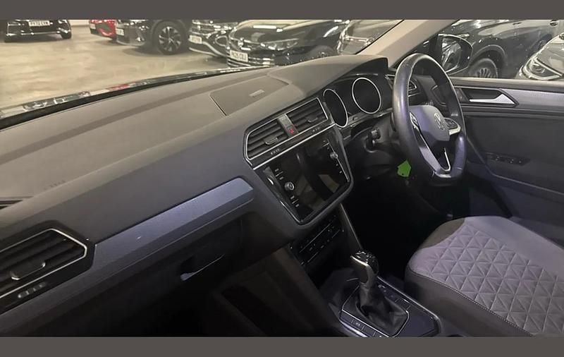 Used VW Tiguan Life 150 HP (110 kW) 2022 Grey SUV