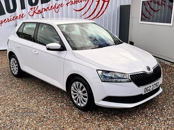 White Used 2019 Skoda Fabia Hatchback | £7,990 (Good price) - Image 1/4