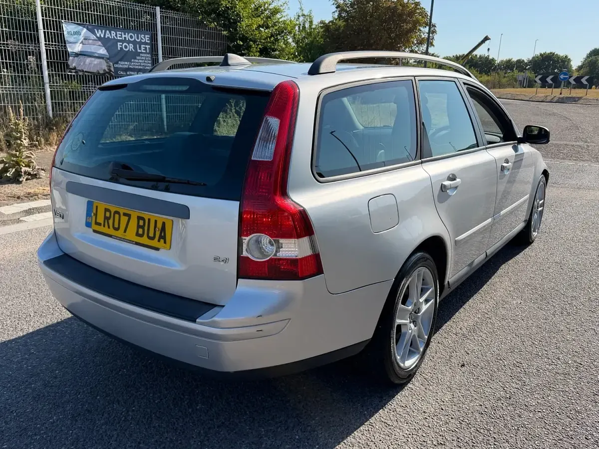 Used Volvo V50 SE 2007 Silver Estate