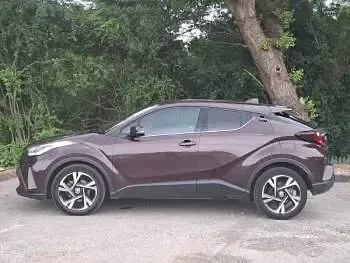 Used Toyota C-HR Design 122 HP (89 kW) 2023 Purple SUV