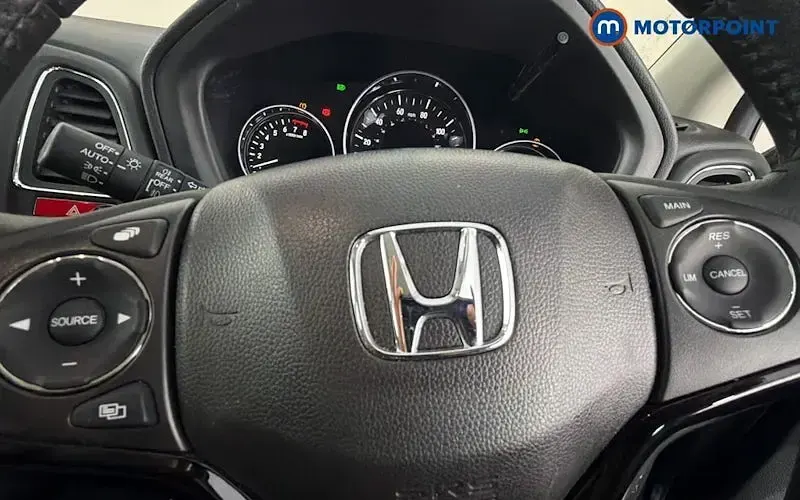 Used Honda HR-V Hybrid 131 HP (96 kW) 2018 Black SUV