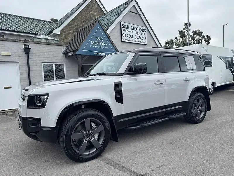 Used Land Rover Defender SE Dynamic 2026 Grey SUV