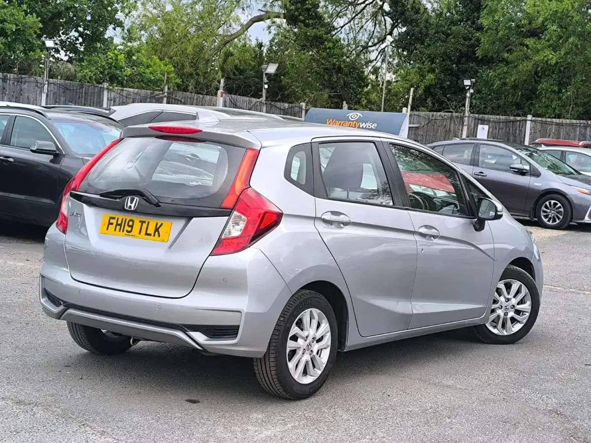 Begagnad Honda Jazz SE 102 HK (75 kW) 2019 Silver Halvkombi