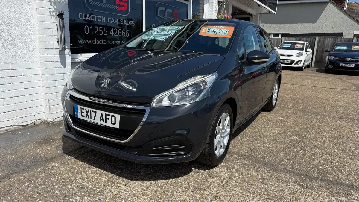 Used Peugeot 208 Active 68 HP (50 kW) 2017 Grey Hatchback