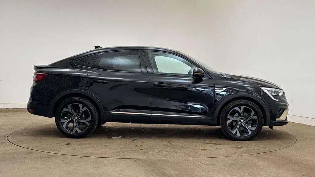 Used Renault Arkana Engineered 142 HP (104 kW) 2023 Black  SUV