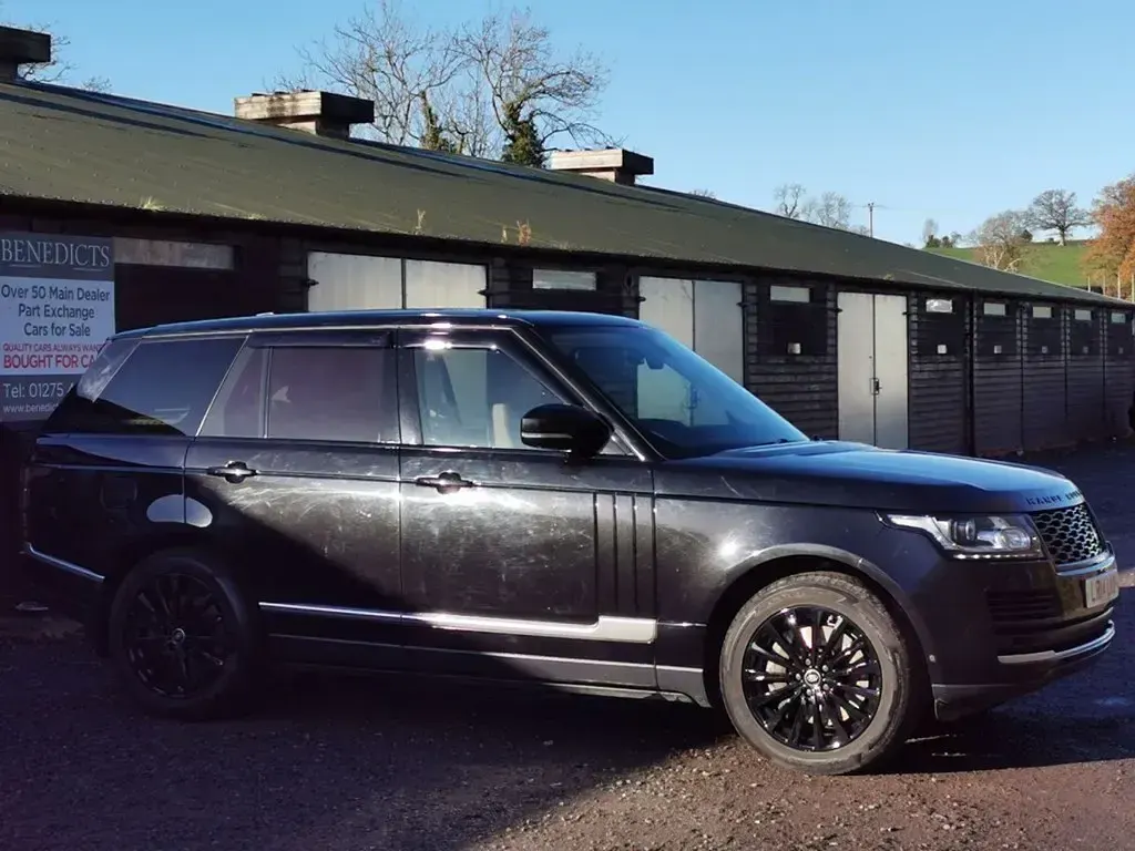 Gebraucht Land Rover Range Rover Vogue 339 PS (249 kW) 2014 Schwarz SUV