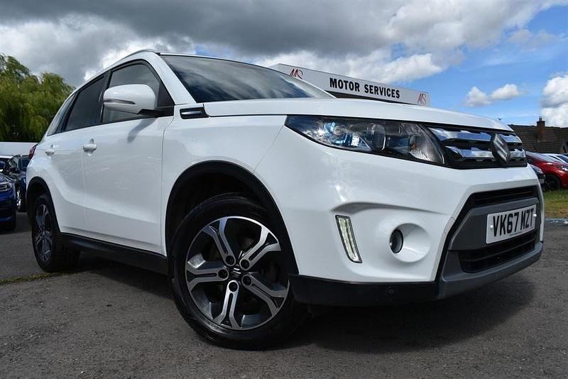 White Used 2017 Suzuki Vitara SZ5 SUV | £9,795 (Fair price) - Image 1/4