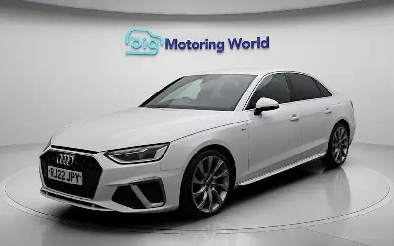 Usado Audi A4 S-Line 150 HP (110 kW) 2021 Branco Sedan