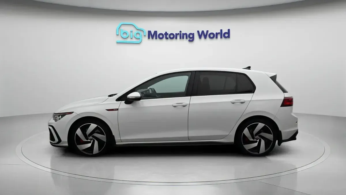 Used VW Golf VIII GTI 242 HP (177 kW) 2020
