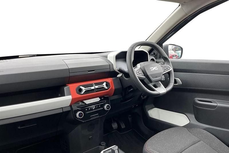 New Dacia Spring Expression 47 kW (64 HP) 2025 Hatchback