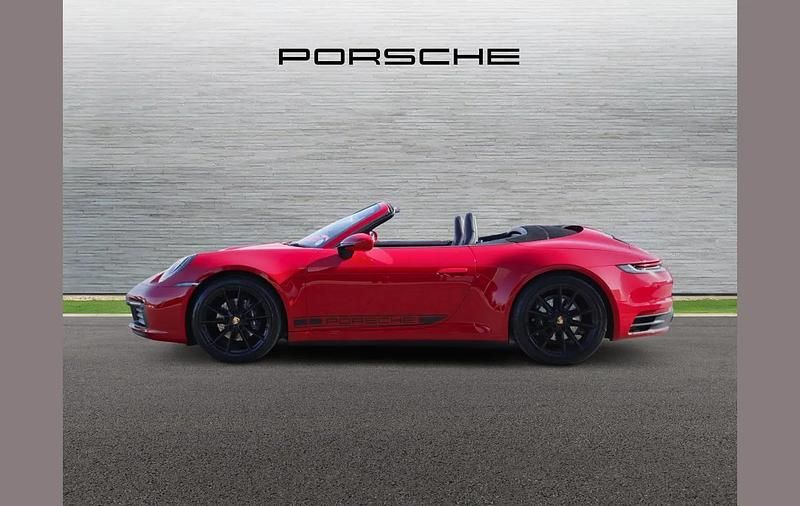 Used Porsche 911 379 HP (278 kW) 2023 Red Cabriolet