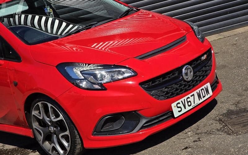 Second-hand Vauxhall Corsa 205 CP (150 kW) 2017 Roșu Hatchback