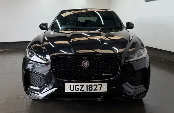 Used Jaguar F-Pace R-Dynamic 404 HP (297 kW) 2021 Black SUV
