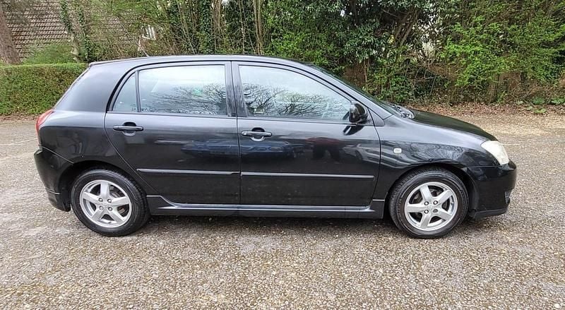 Used Toyota Corolla T3 110 HP (80 kW) 2005 Black Hatchback