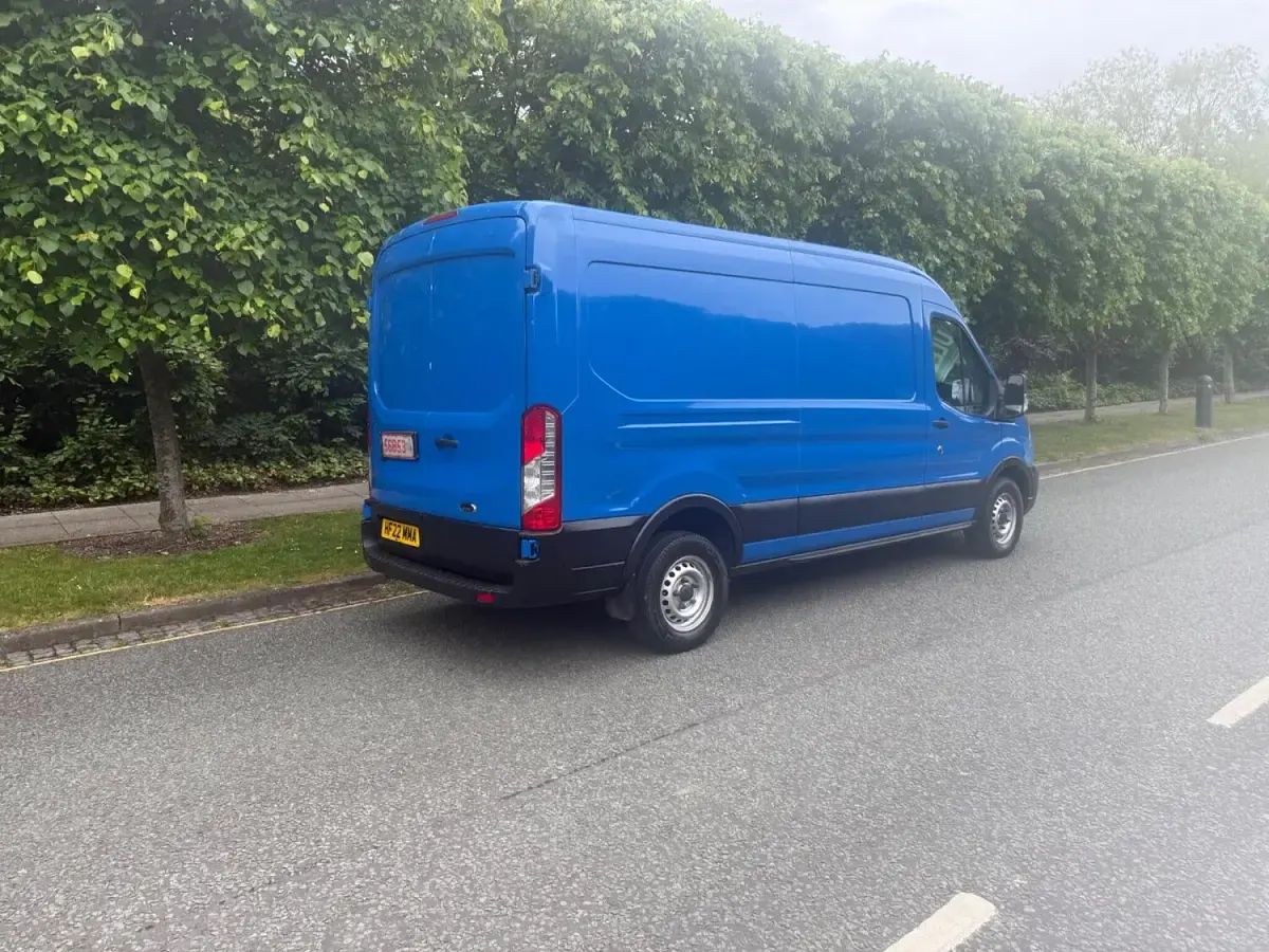 Used Ford Transit S 170 HP (125 kW) 2022 Blue Van