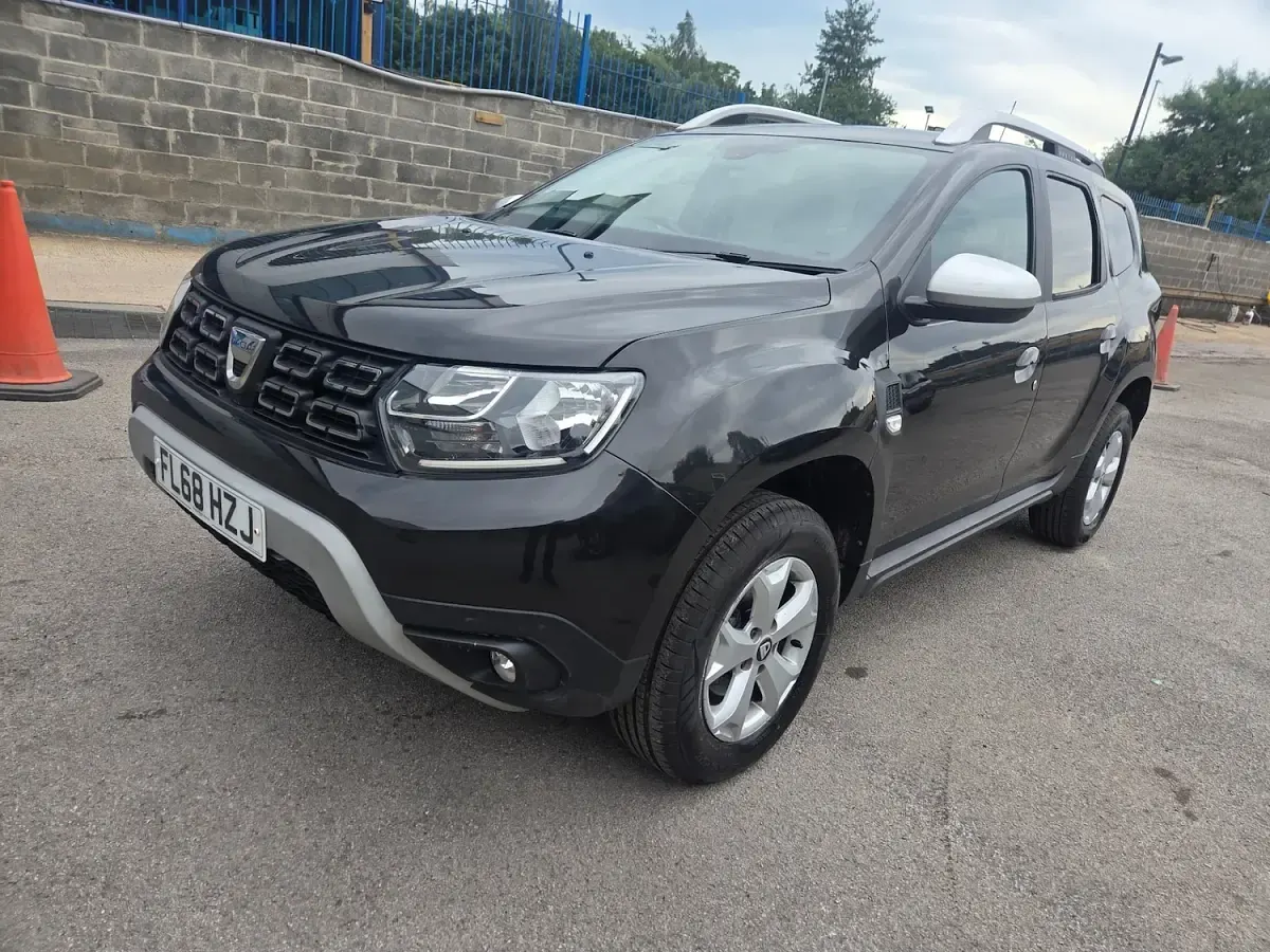 Used Dacia Duster Comfort 114 HP (83 kW) 2018 Black SUV