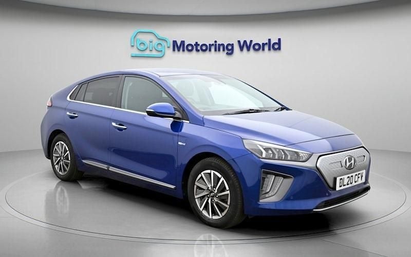 Used Hyundai Ioniq Premium SE 100 kW (136 HP) 2020 Blue Hatchback