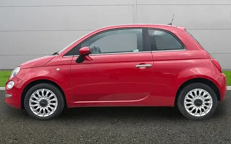 Used Fiat 500 69 HP (50 kW) 2023 Red Hatchback