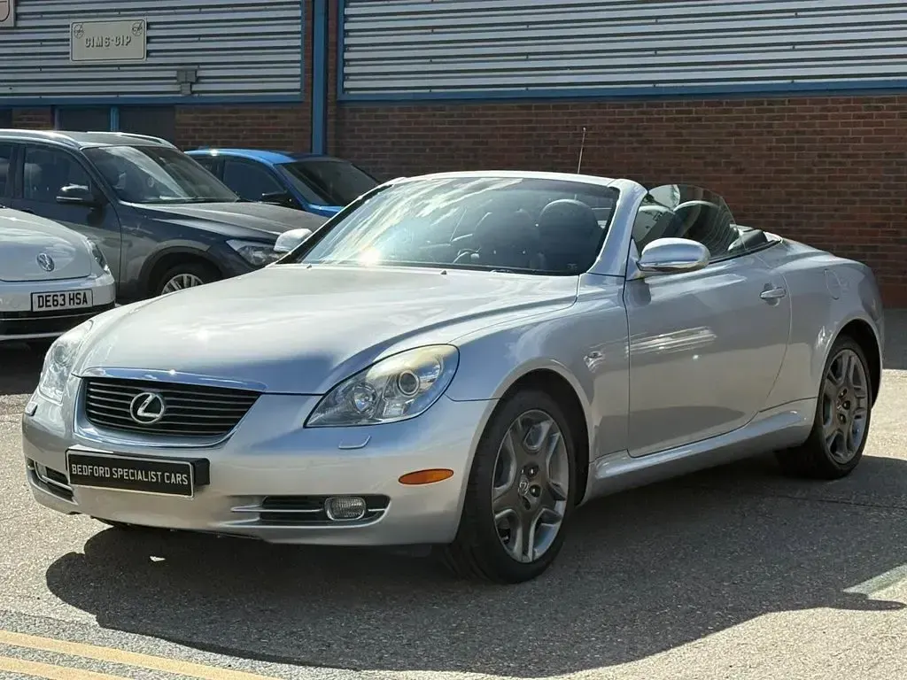 Used Lexus SC430 282 HP (207 kW) 2006 Silver Cabriolet
