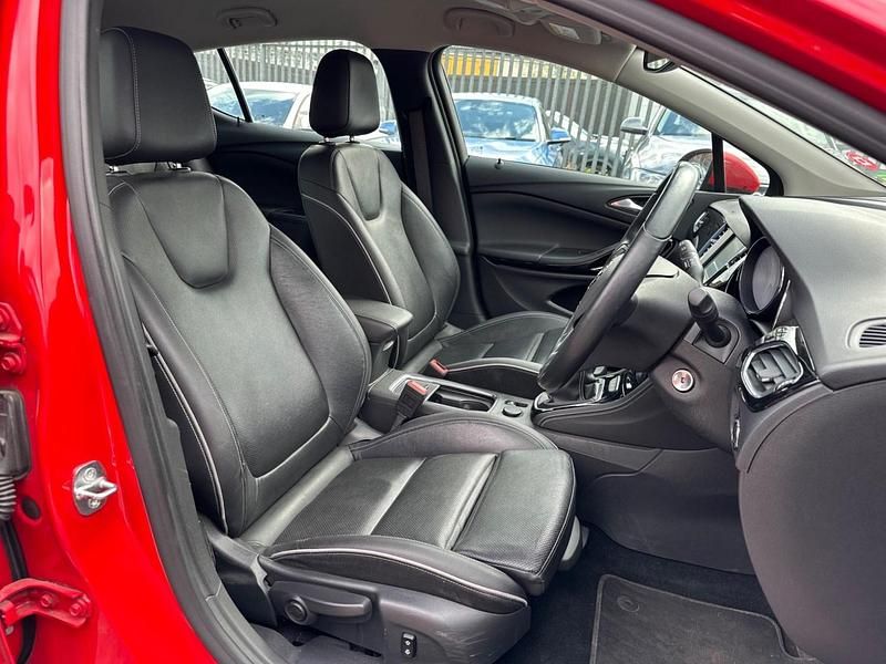 Used Vauxhall Astra Elite 2016 Red Hatchback