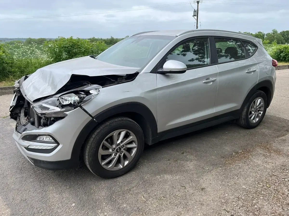 Used Hyundai Tucson SE 2016 Silver SUV
