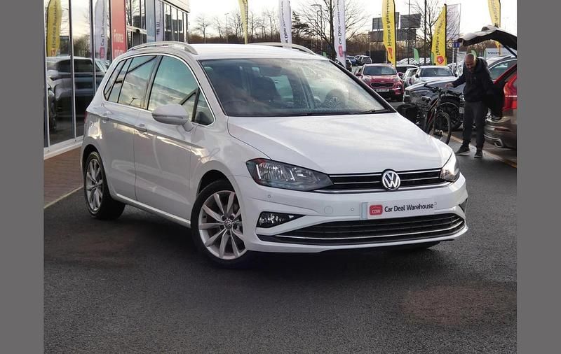 White Used 2019 VW Golf Sportsvan GT MPV | £11,899 (Fair price) - Image 1/4