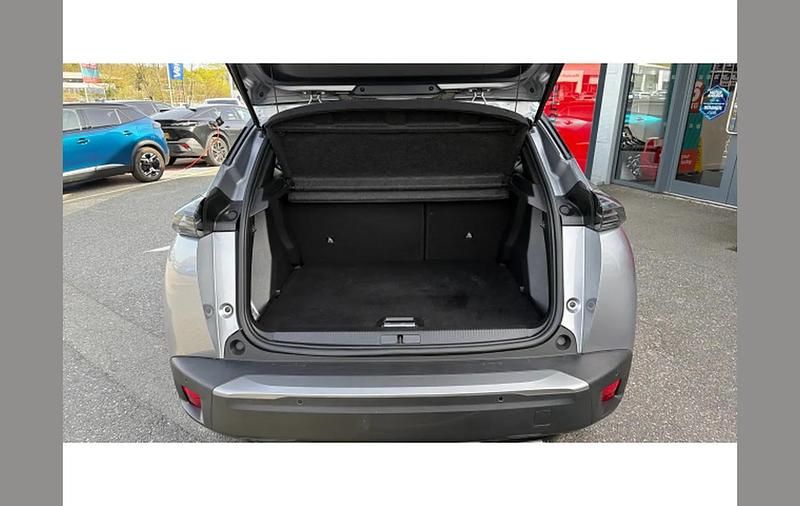 Used Peugeot 2008 Allure 131 HP (96 kW) 2023 Grey SUV
