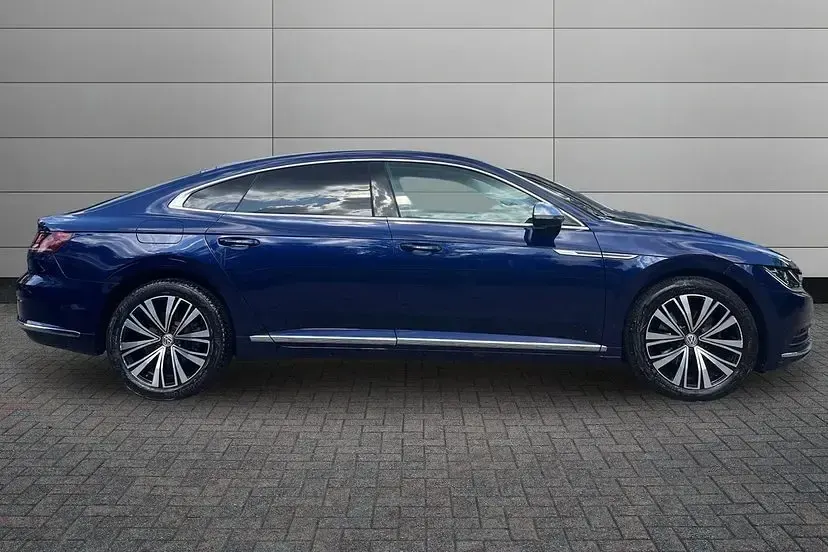 Used VW Arteon Elegance 150 HP (110 kW) 2019 Atlantic blue Hatchback