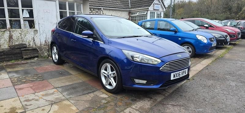 Used Ford Focus Zetec 2016 Blue Hatchback