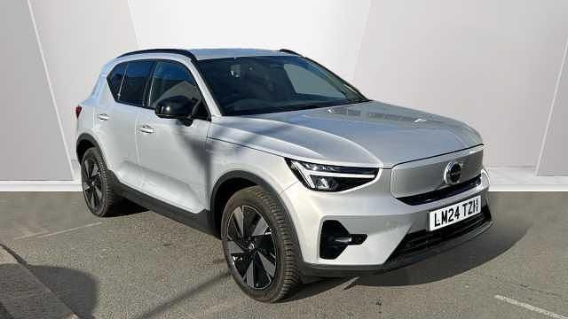 Black Used 2023 Volvo XC40 Ultimate SUV | £28,990 (Good price) - Image 1/3