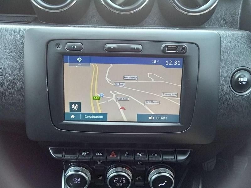 Used Dacia Duster Prestige 115 HP (84 kW) 2018 Orange SUV