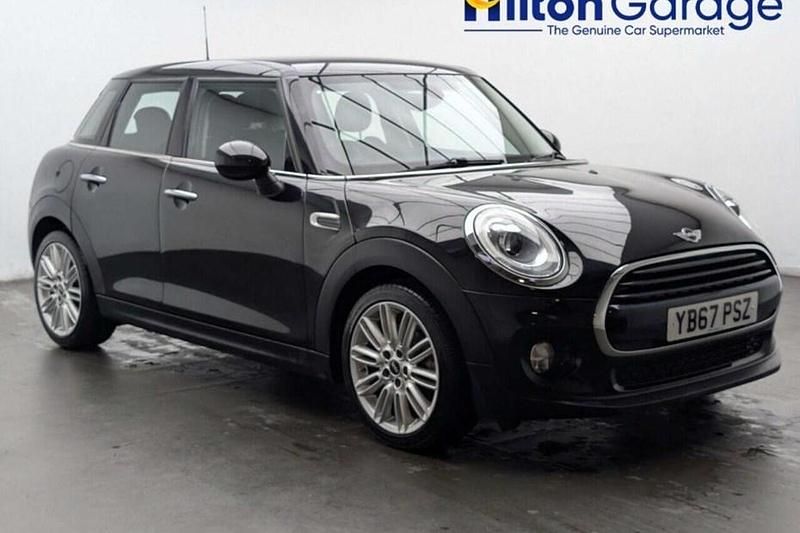 Used Mini Cooper Hatch 136 HP (100 kW) 2017 Black Hatchback
