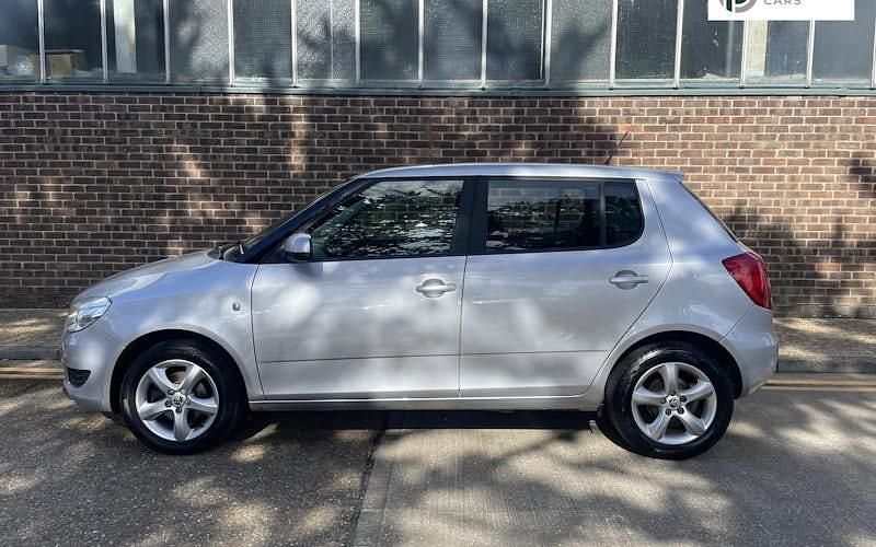 Used Skoda Fabia SE 69 HP (50 kW) 2014 Hatchback