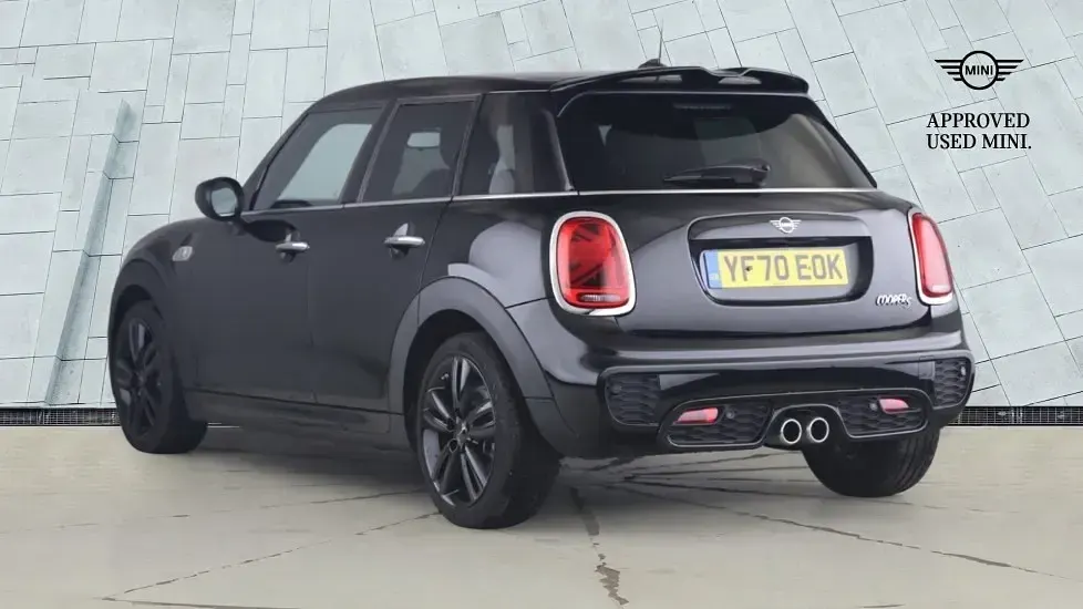 Used Mini Cooper S Sport 192 HP (141 kW) 2020 Black Hatchback