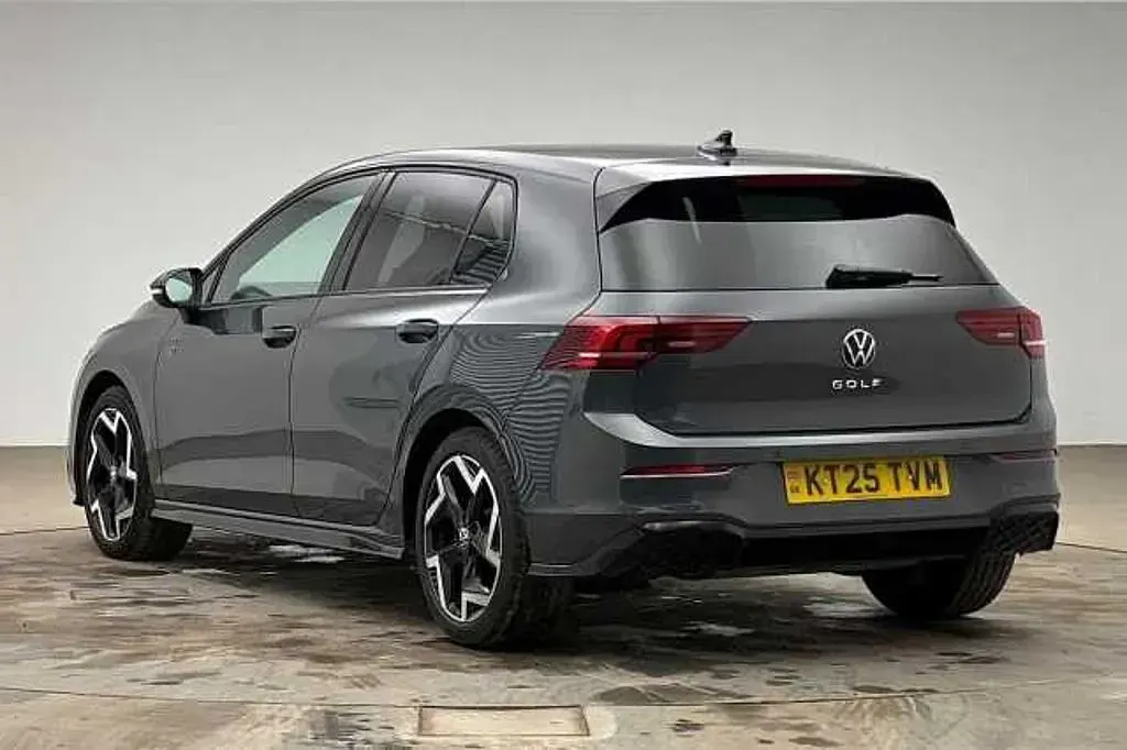 Used VW Golf VIII R-line 150 HP (110 kW) 2025 Grey Hatchback