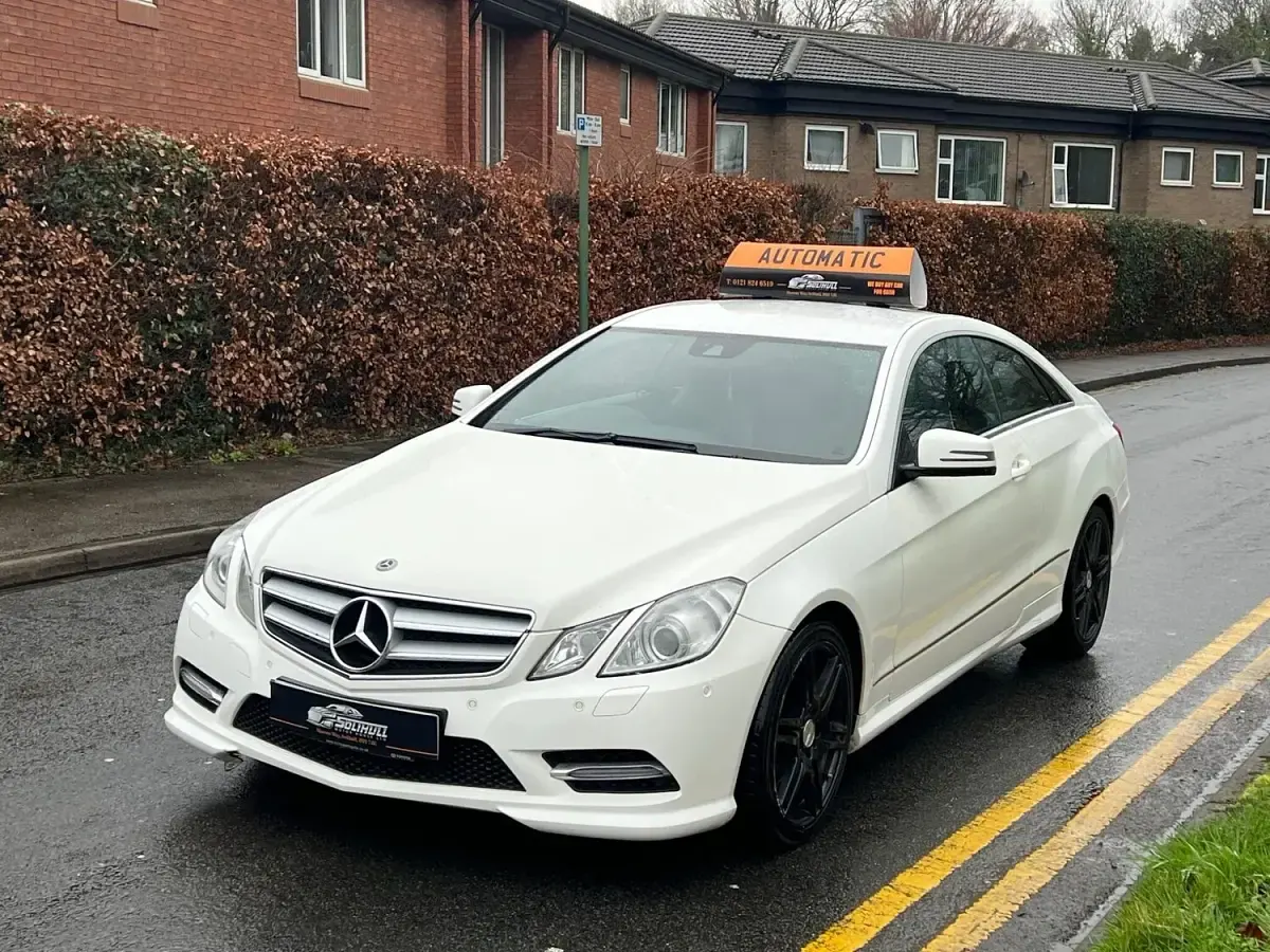 Used Mercedes E250 2012 White Coupe