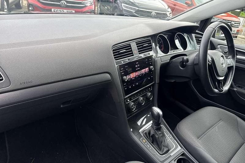 Image 2/4