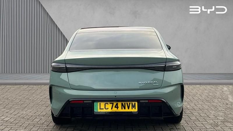 Used BYD Seal 389 kW (530 HP) 2024 Green Sedan