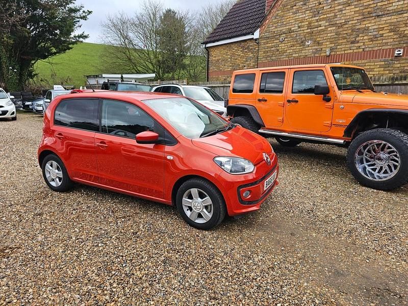 Begagnad VW up! high up! 75 HK (55 kW) 2026 Orange Halvkombi