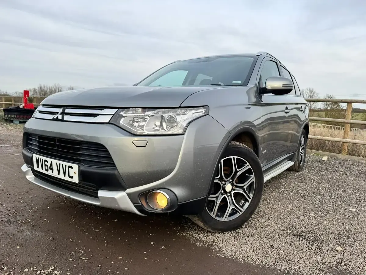 Used Mitsubishi Outlander 150 HP (110 kW) 2014 Grey SUV