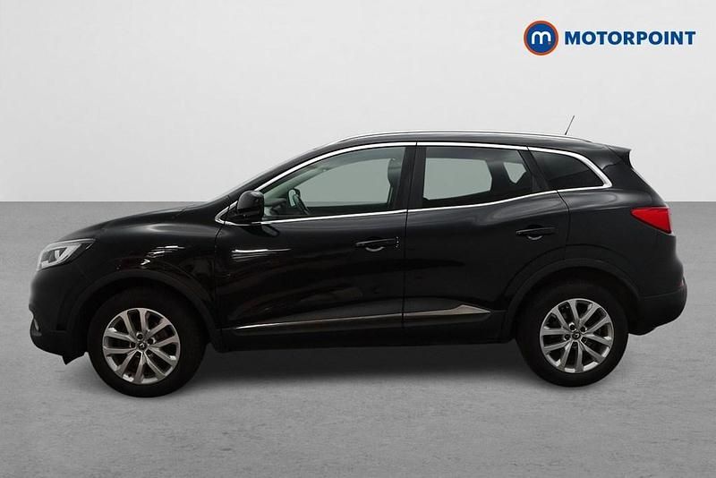 Begagnad Renault Kadjar Dynamique 131 HK (96 kW) 2017 Svart SUV