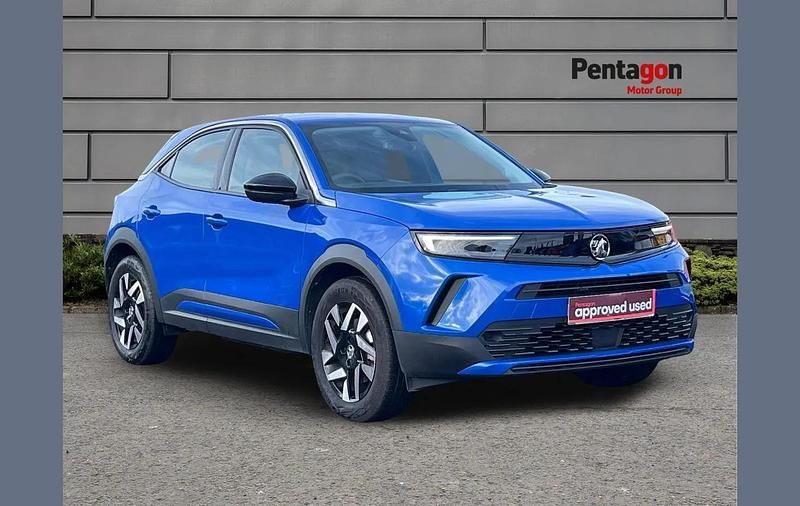 Second-hand Vauxhall Mokka Design Edition 100 kW (136 CP) 2024 Albastru SUV