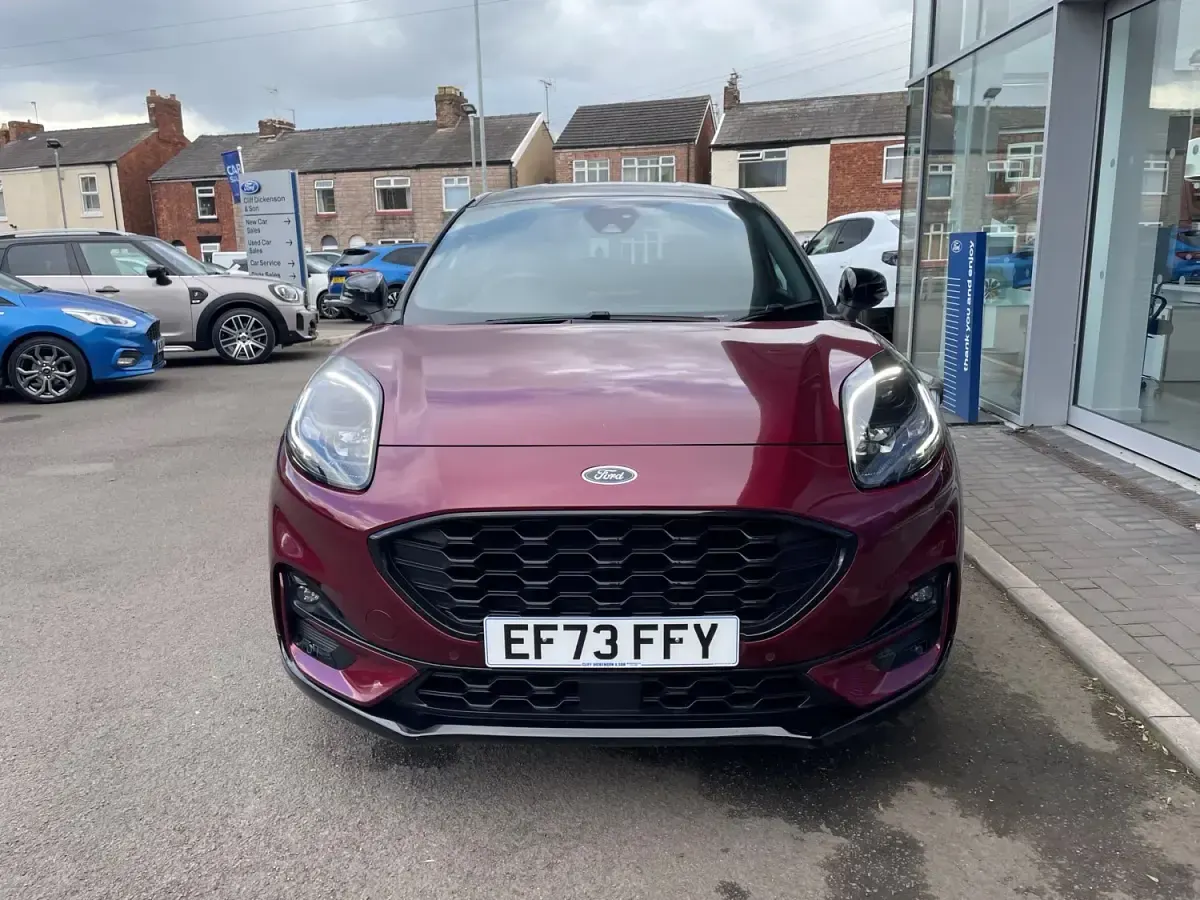 Używany Ford Puma 125 KM (91 kW) 2023 Czerwony SUV