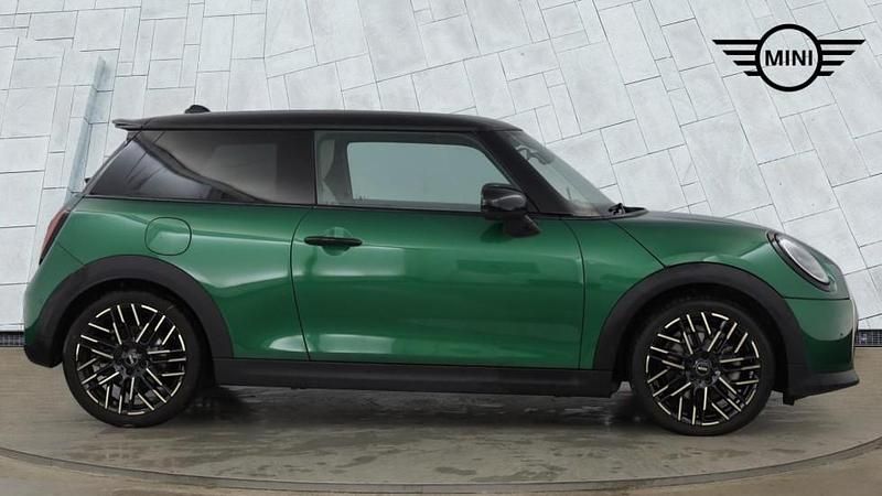 Used Mini Cooper S Hatch 201 HP (147 kW) 2024 Green Hatchback