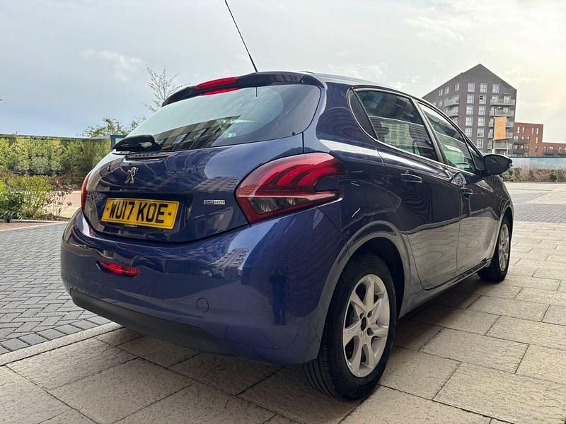 Usado Peugeot 208 Active 2017 Azul Citadino
