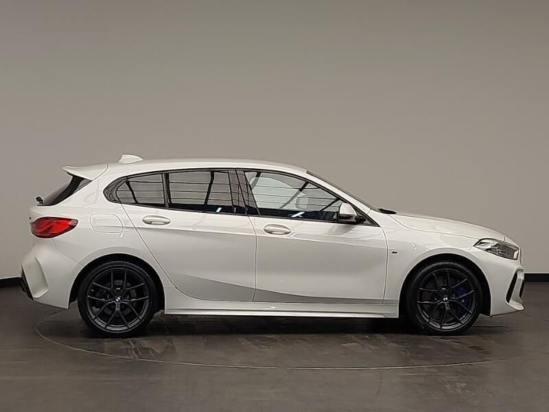 Used BMW 118 M Sport 140 HP (102 kW) 2019 White Hatchback