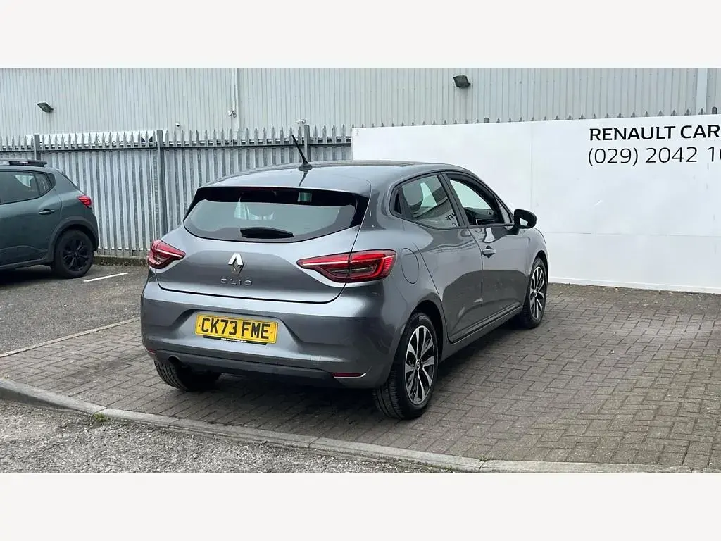 Used Renault Clio V Evolution 2023 Grey Hatchback