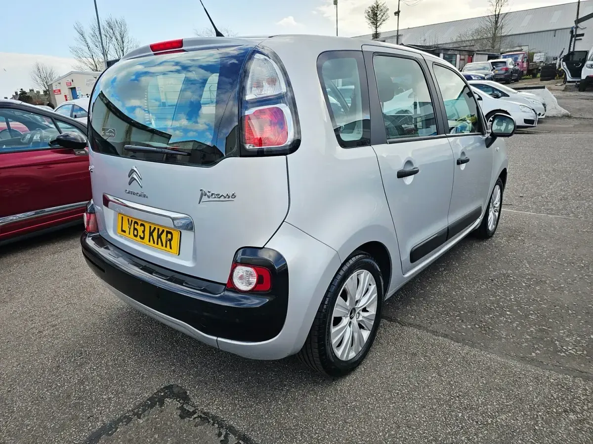 Used Citroën C3 Picasso VTR Sport 95 HP (69 kW) 2014 Silver MPV