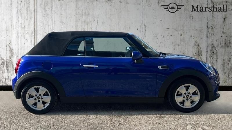 Used Mini Cooper Classic 136 HP (100 kW) 2019 Starlight blue Hatchback
